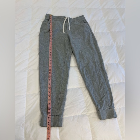 Pants - Everlane Size Small Joggers Grey